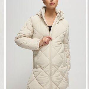 Marernity/ Baby wearing puffer